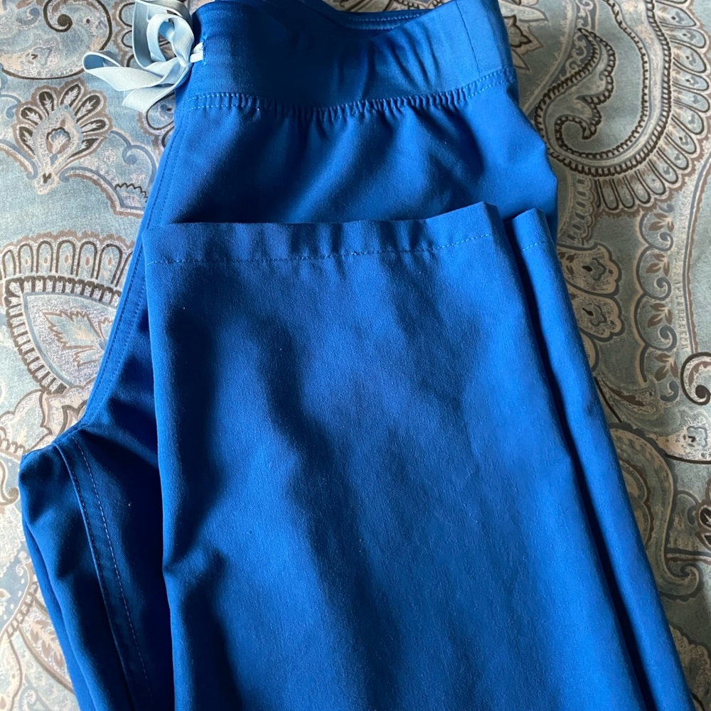 Figs Livingston™ Basic Scrub Pants small